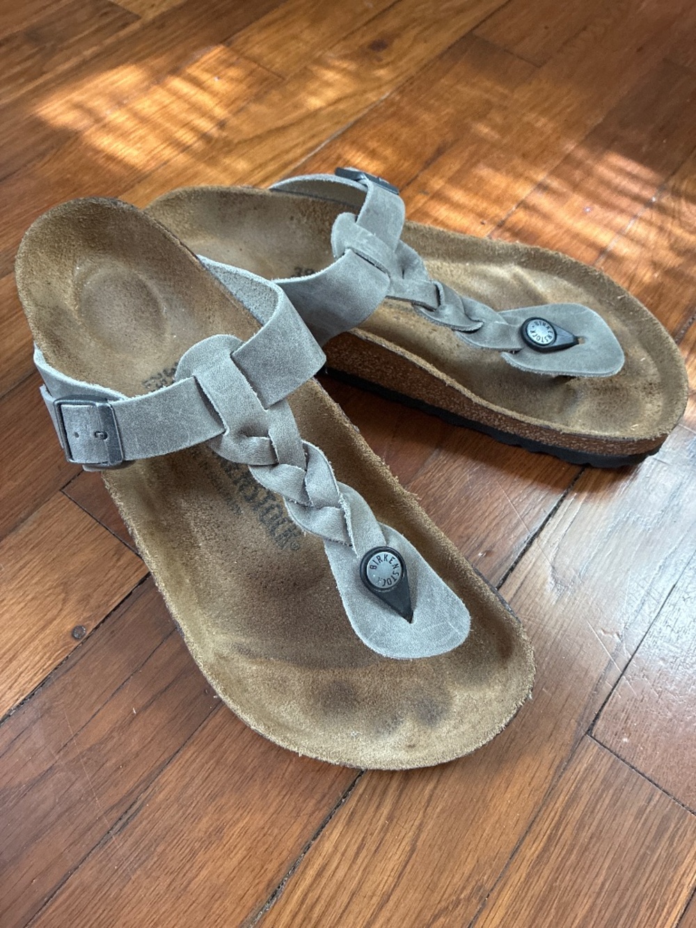 Birkenstock Gizeh braided leather sandals